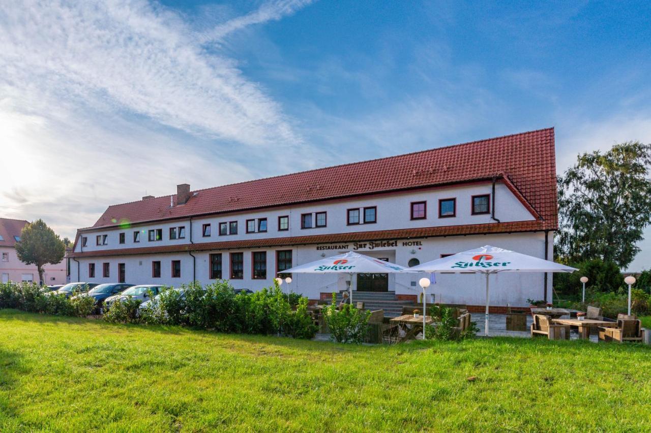 Hotel Und Restaurant "Zur Zwiebel" 佩讷明德 外观 照片
