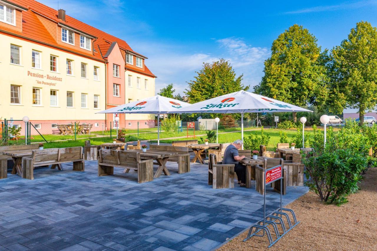 Hotel Und Restaurant "Zur Zwiebel" 佩讷明德 外观 照片